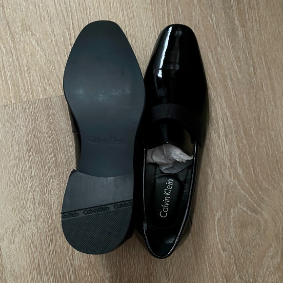 Calvin Klein Men\'s Bernard Tuxedo Slip On Dress Shoes | Size: 7 | Color: Black main image 6